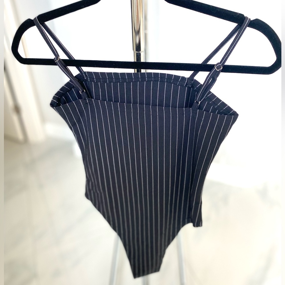 Black bodysuit with white pinstripes NWT size Medium - Picture 8 of 14